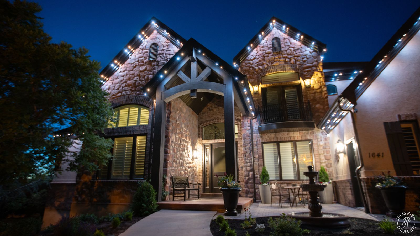 Homes we light in Oregon, Ohio