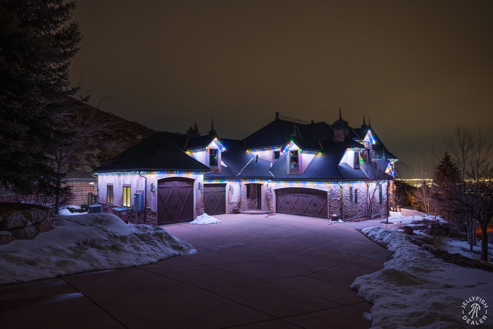 Seasonal displays for Fostoria homes & businesses. in Fostoria, Ohio