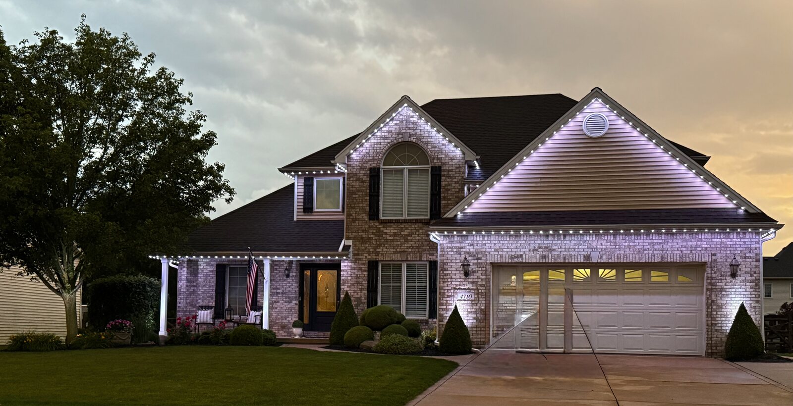 Roofline accent · nighttime glow