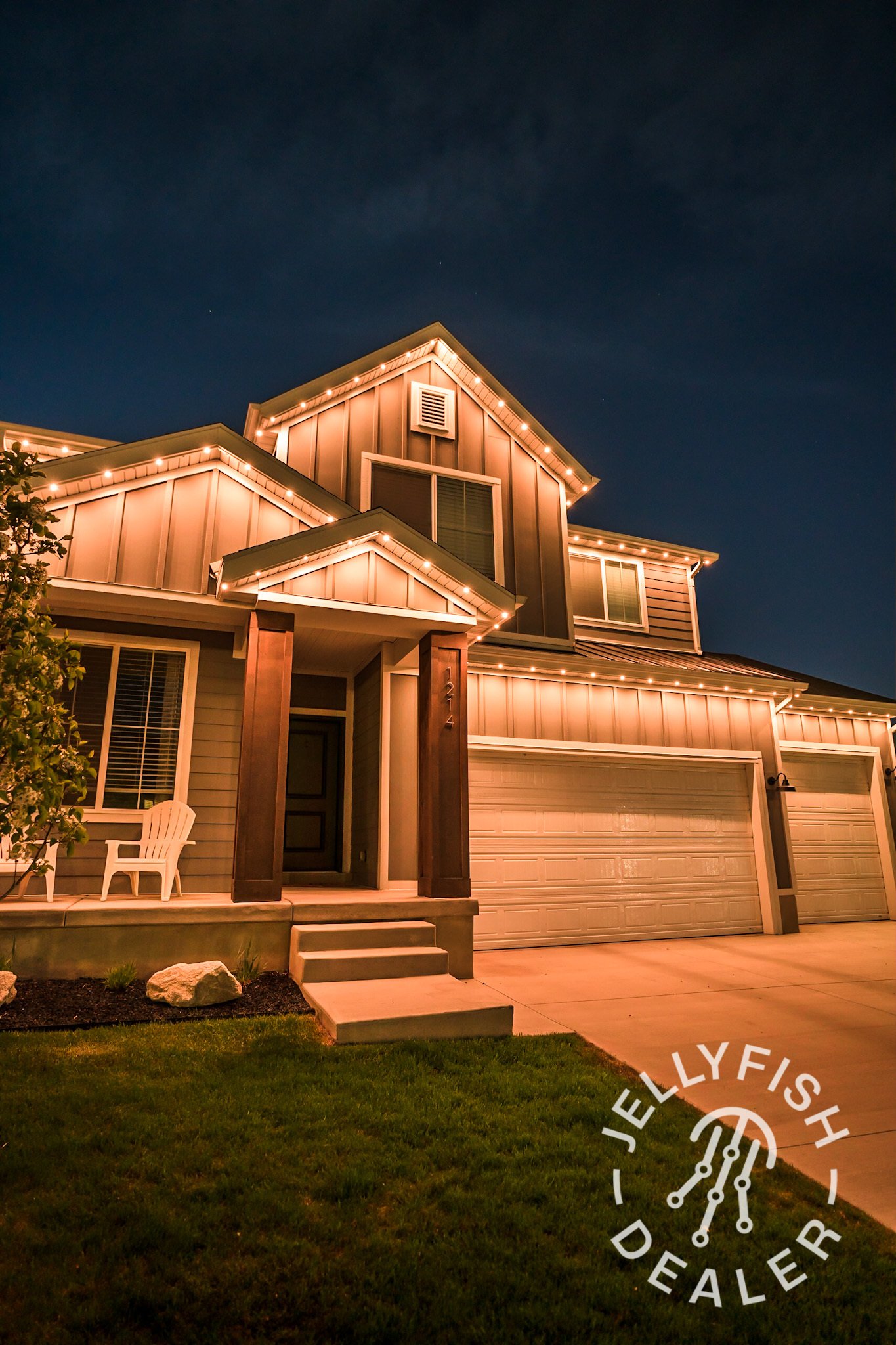 For homes in Tiffin that want year-round accent light. in Tiffin, Ohio
