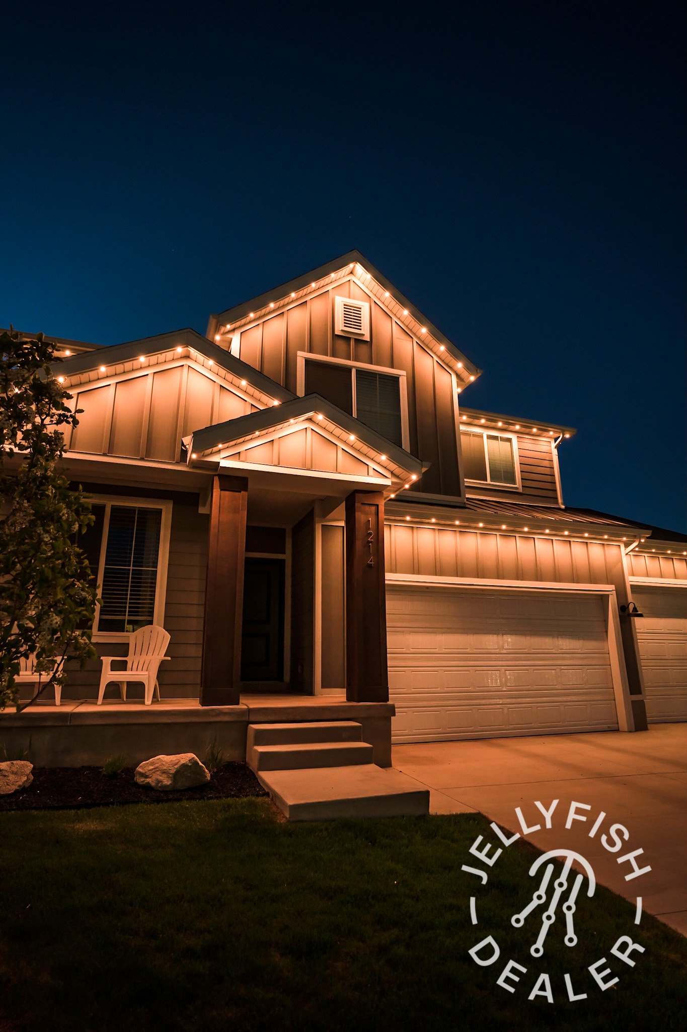 For homes in Maumee that want year-round accent light. in Maumee, Ohio
