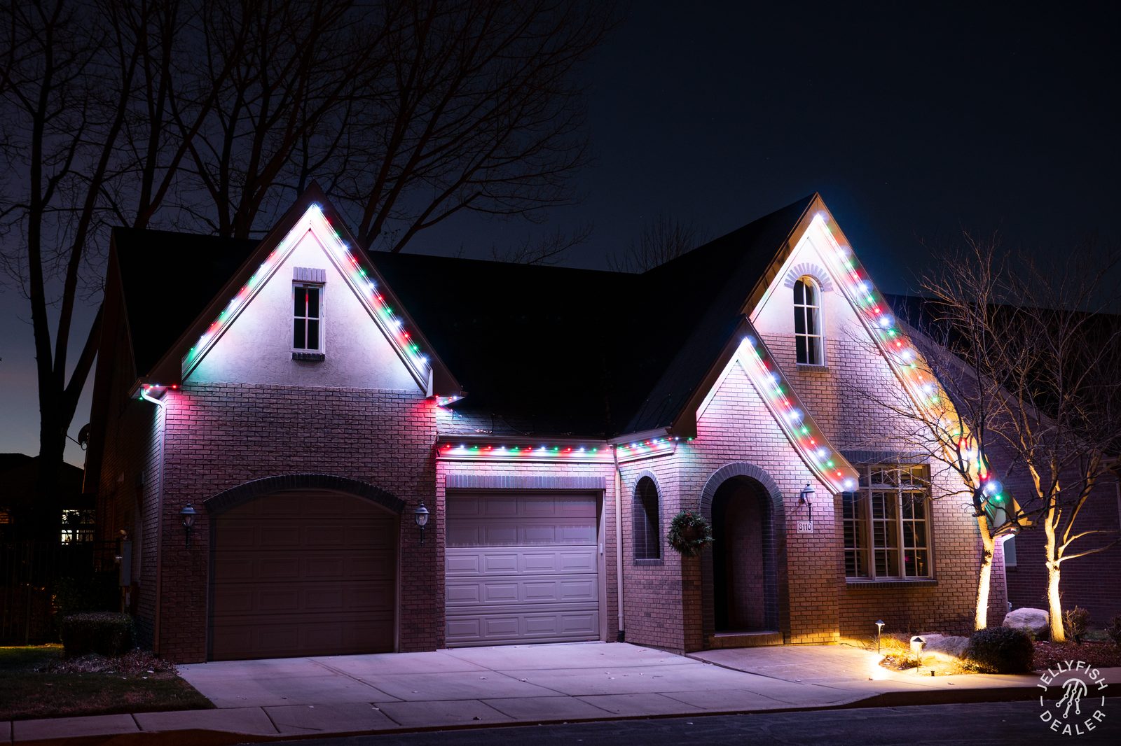 Seasonal displays for Oregon homes & businesses. in Oregon, Ohio